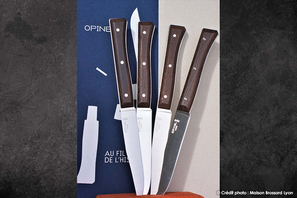 Opinel France Coffret de 4 couteaux de table Le Facette en frene