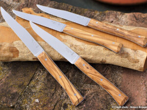 La Table – Couteaux Opinel