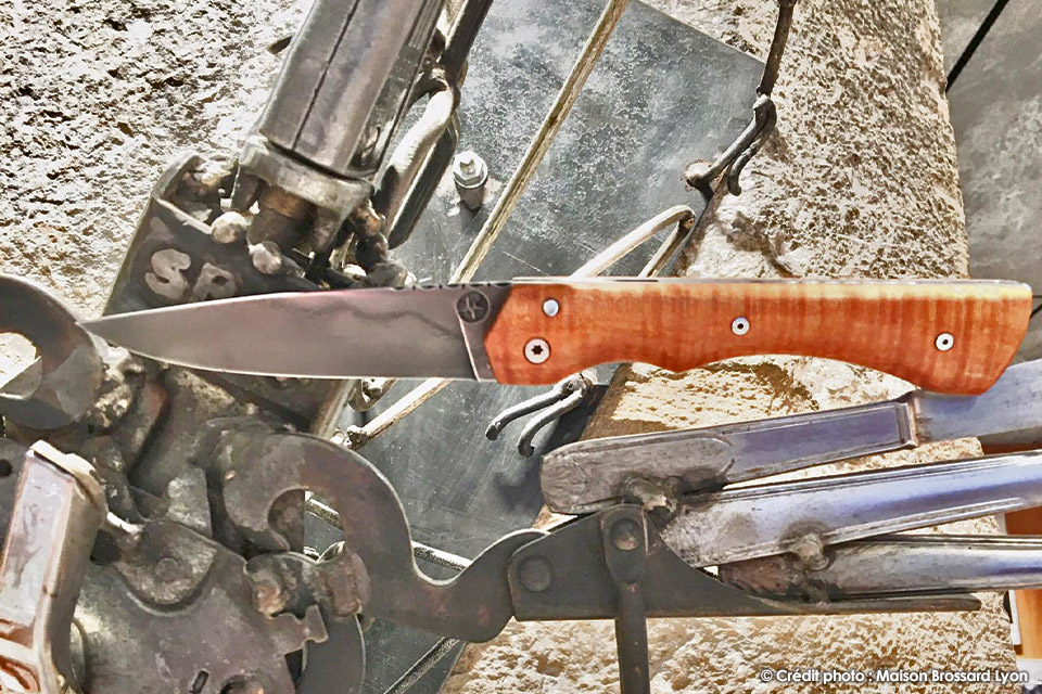 A Pin Piémontais Hêtre échauffé et acajou Acier carbone XC75