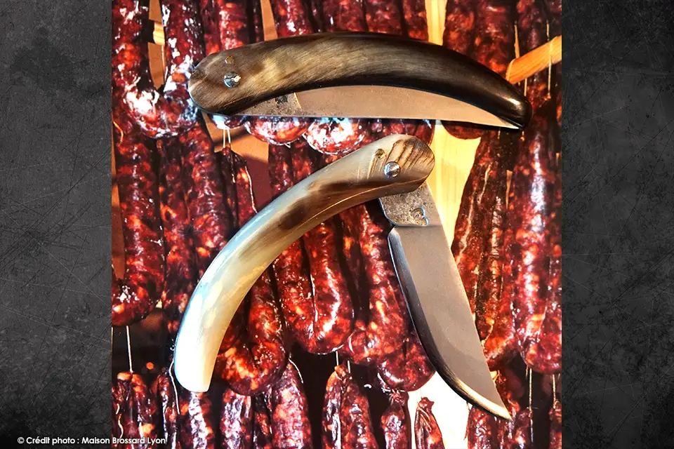 Couteau corse (Levie) Bélier et acier carbone Fabrication artisanale 02