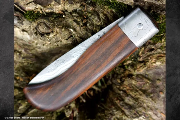 Manche ébène du Cameroun Damas san mai artisanal non inox coeur whiye paper steel 02