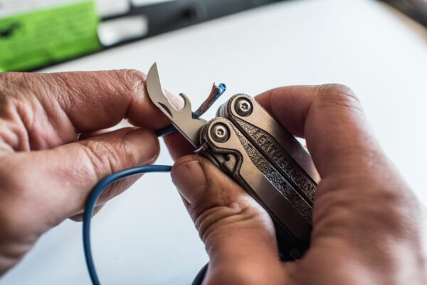 Leatherman Charge TTi Electrical Wirecutters 2