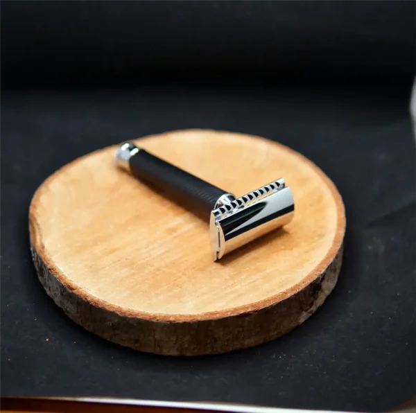 Rasoir de Sûreté Mühle Traditionnel Noir Peigne Fermé (1)
