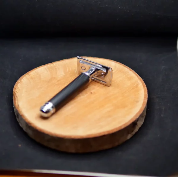 Rasoir de Sûreté Mühle Traditionnel Noir Peigne Fermé (2)