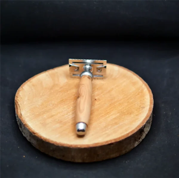 Rasoir de sûreté Gentleman Barbier Cade Peigne fermé (2)