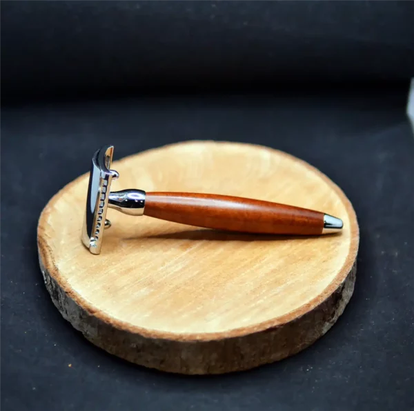 Rasoir de sûreté Plisson Joris bois de bruyère chrome (1)
