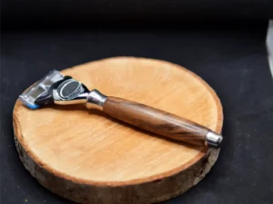 Rasoir Gentleman Barbier Manche Noyer (3)