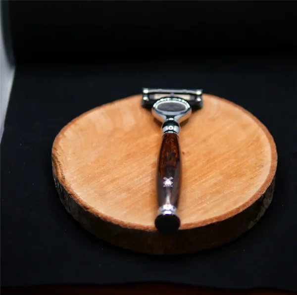 Rasoir Mühle Manche Bois de Fer 02