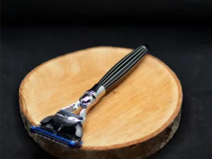 Rasoir Plisson Manche Rétro N&B Finition chrome (5)