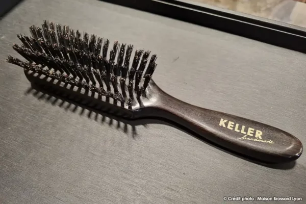Brosse a cheveux allemagne keller homme 9 rangees chene fume soies sanglier 02