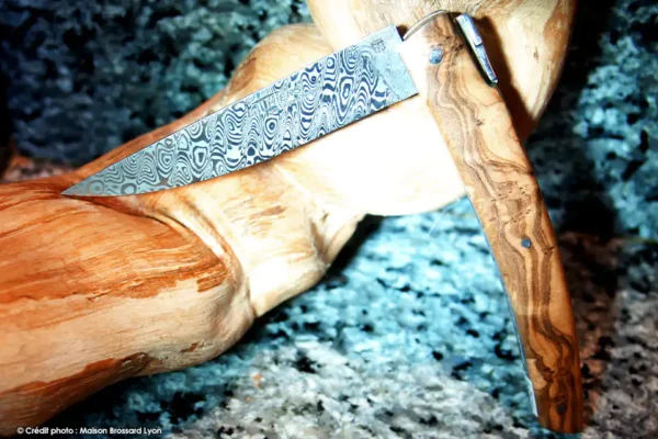 couteau de thiers Pirou Loupe olivier damas inox ladder 02