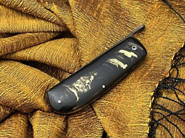 Phan Thiet Golden hind friction foldingknife 600x450