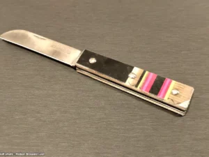 couteau le paladru isere ski recycle noir couleurs vives 02